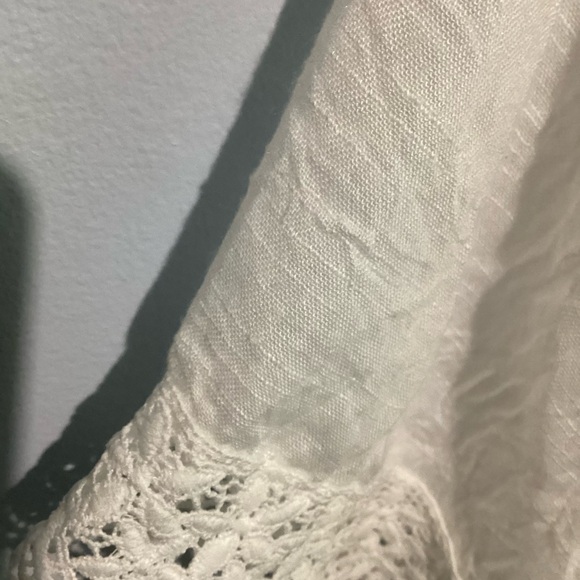 Laundry by Shelli Segal Los Angeles Women’s one size Crochet Trimmed Kimono - Picture 2 of 5